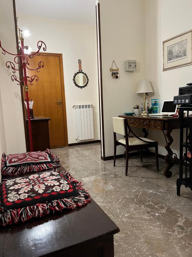 Holiday & House - Imparato Palermo Centro Politeama Esterno foto